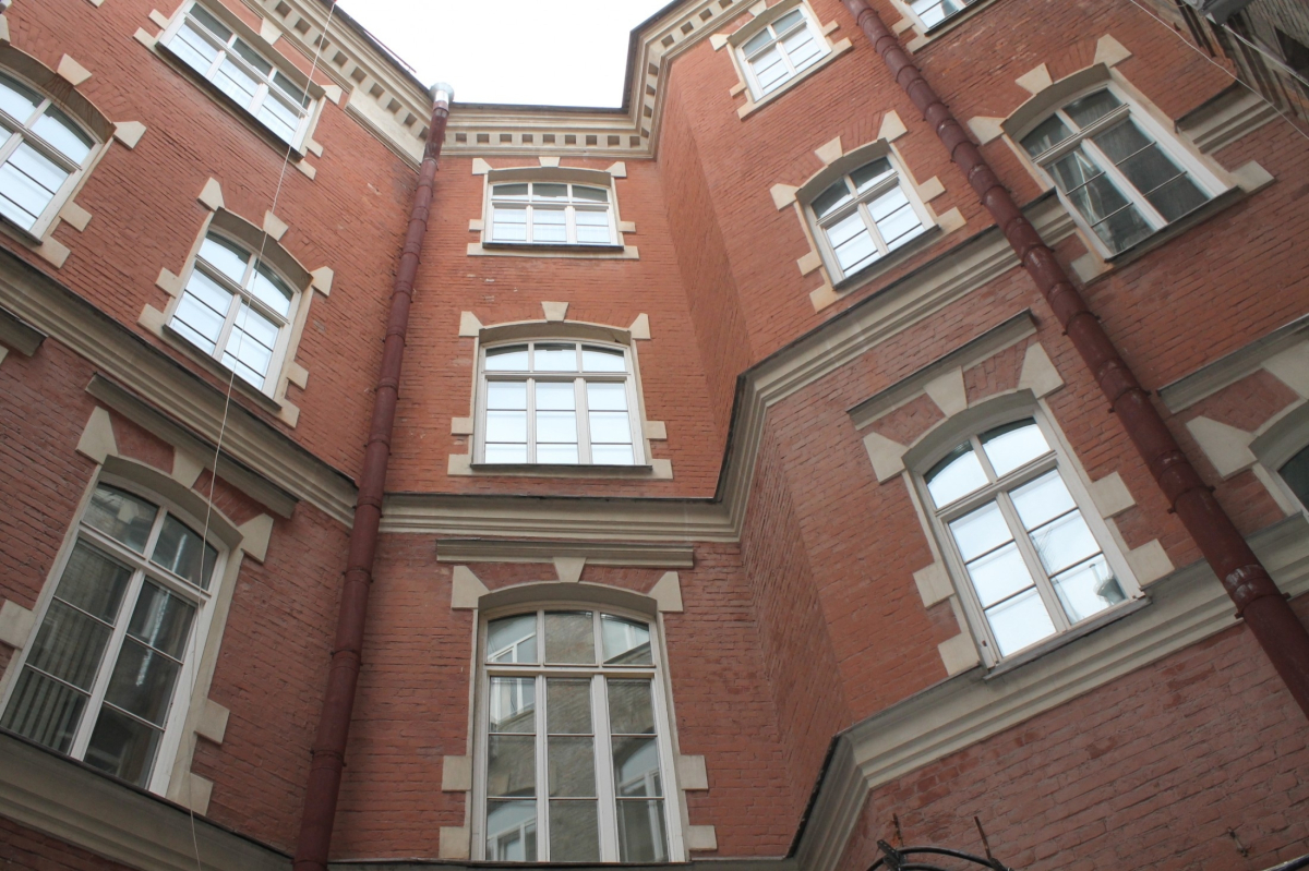 на Звенигородской