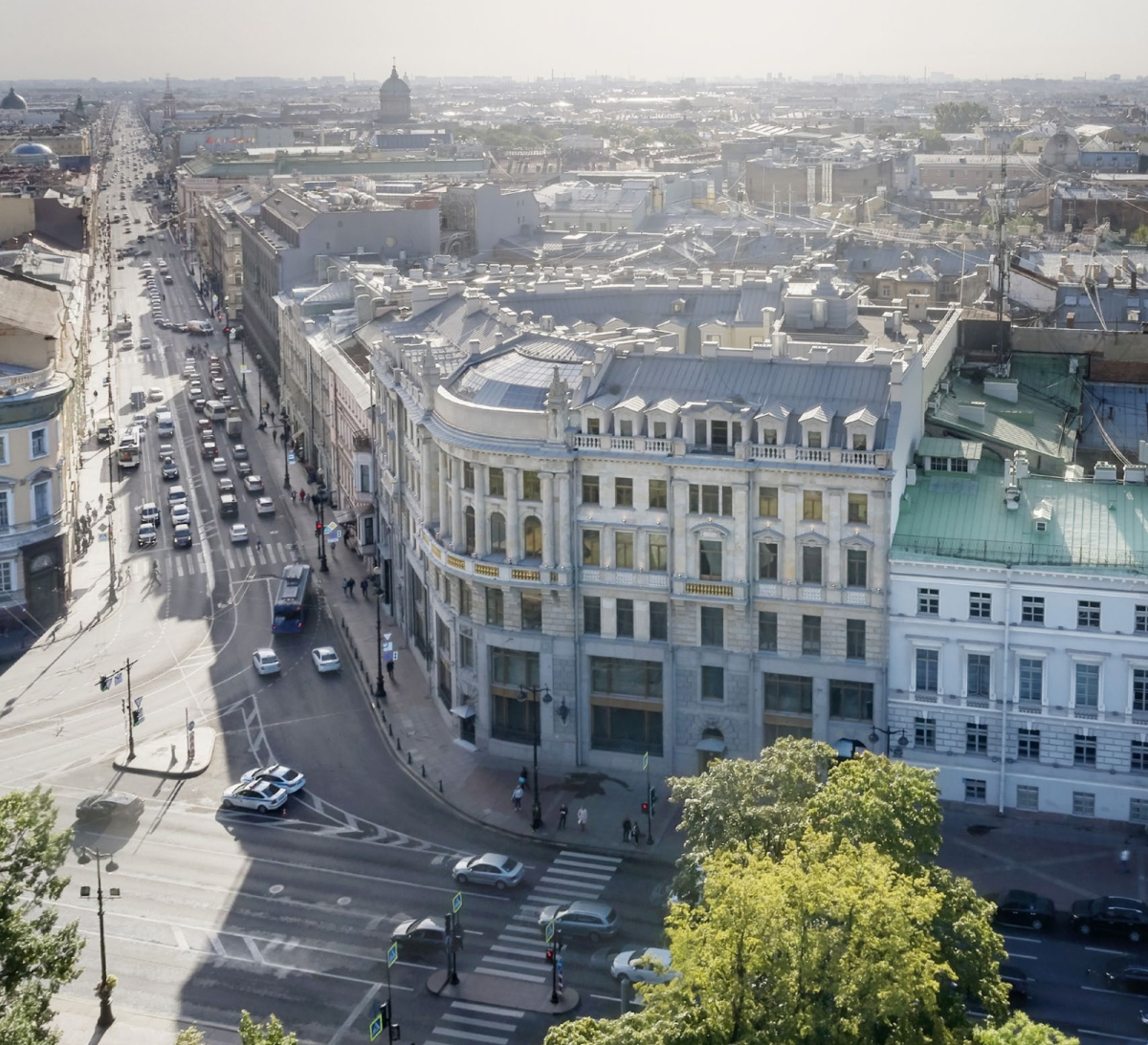 Невский пр., д. 1