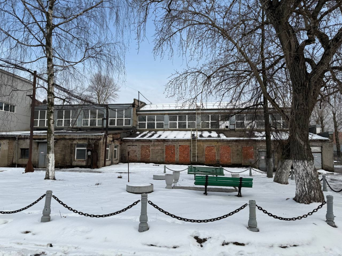 на Рощинской