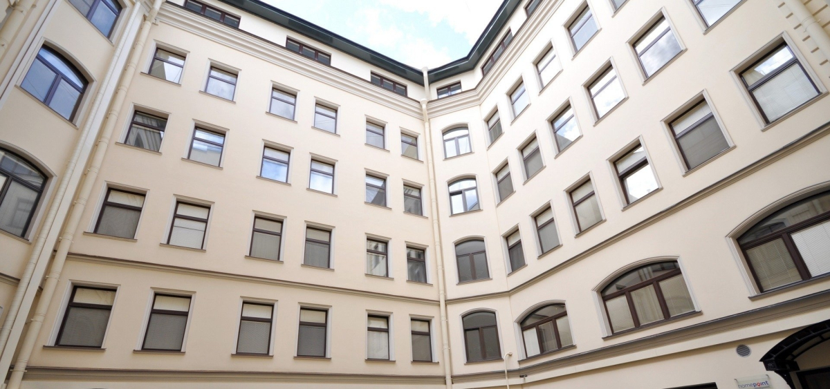 на Конногвардейском бульваре