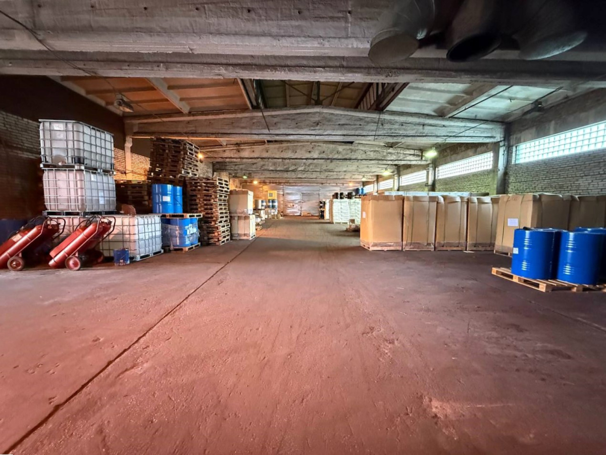 Склад открытого хранения на Турухтанных островах