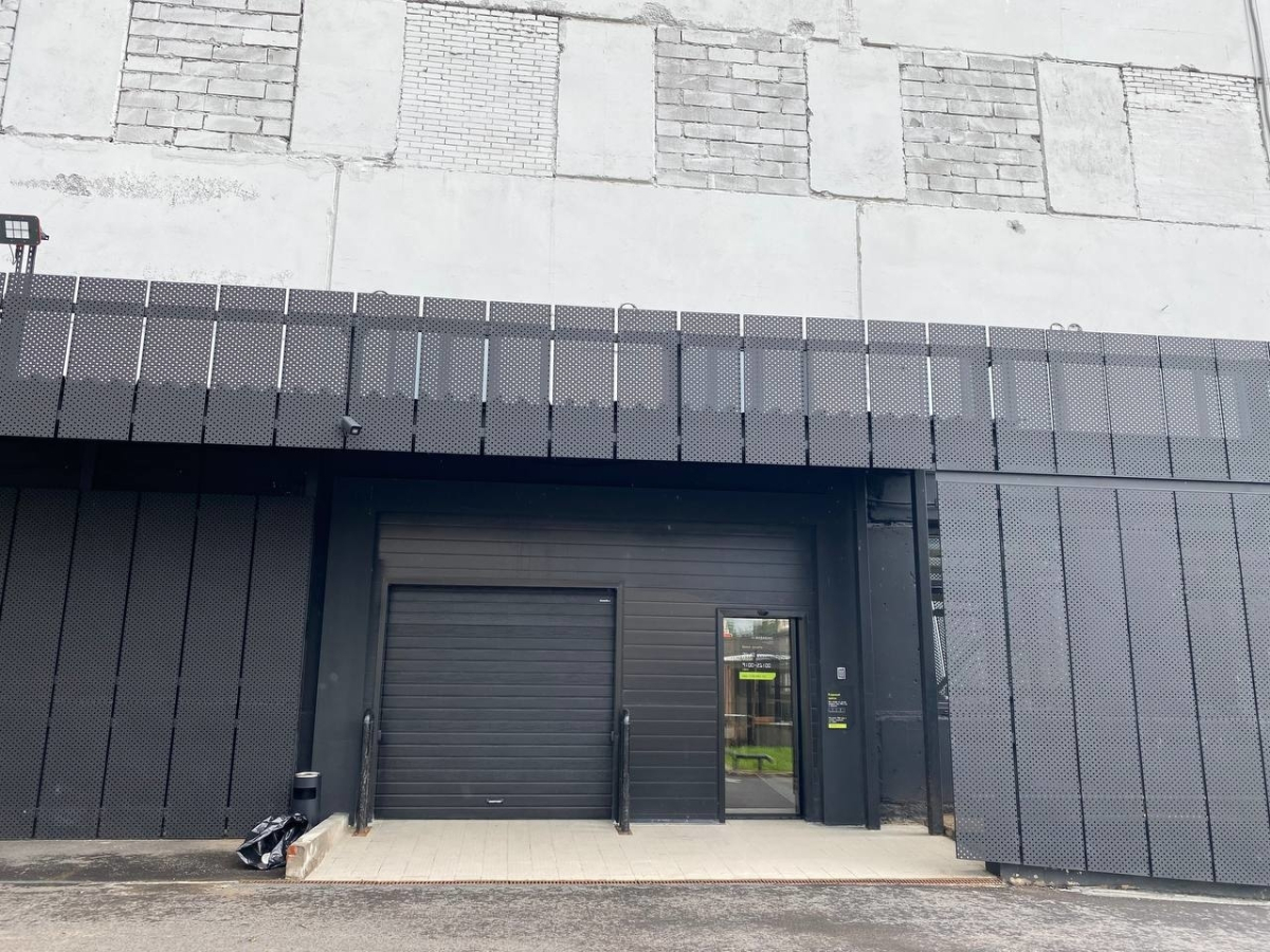 на Пискаревском проспекте