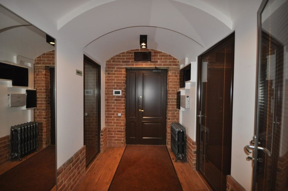 на Конногвардейском бульваре