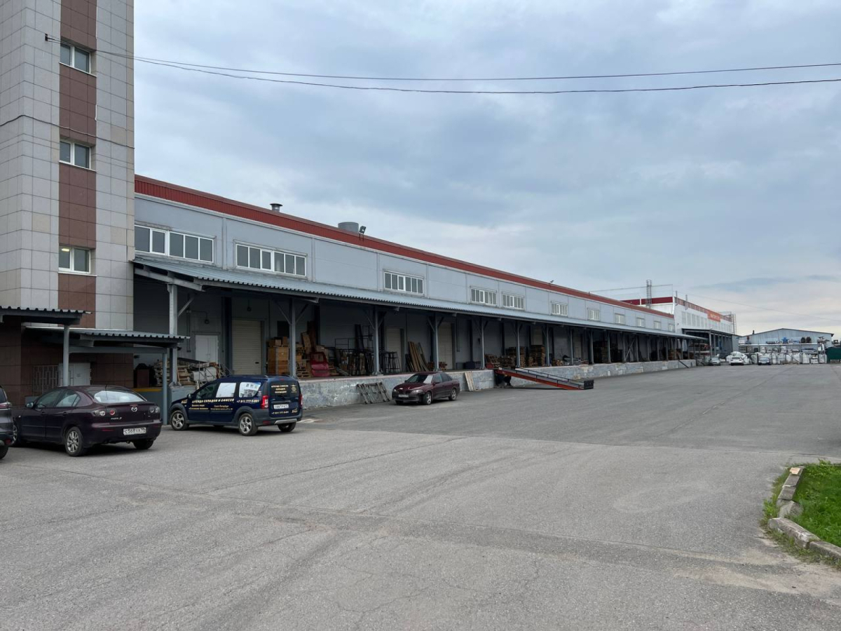 Складской комплекс на Петергофском