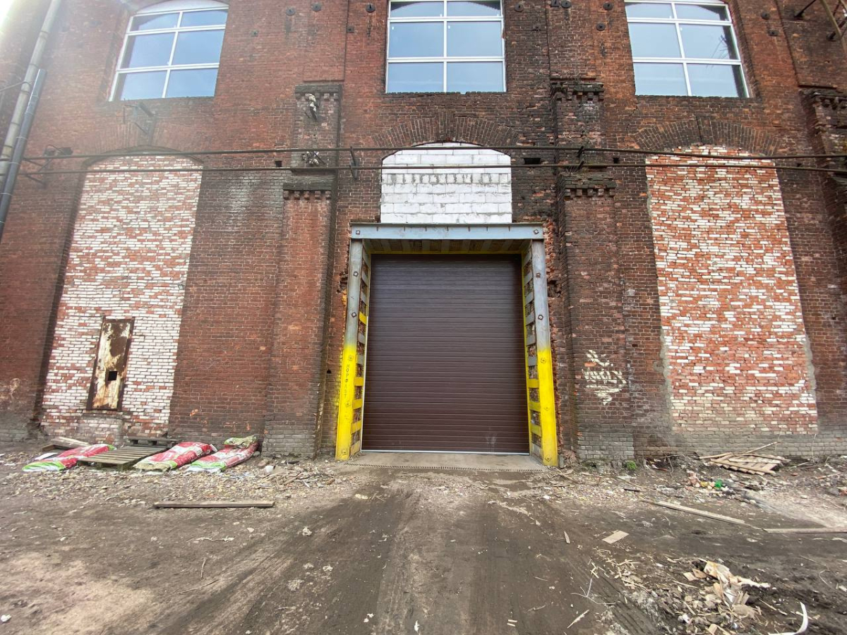 на территории Ижорских заводов