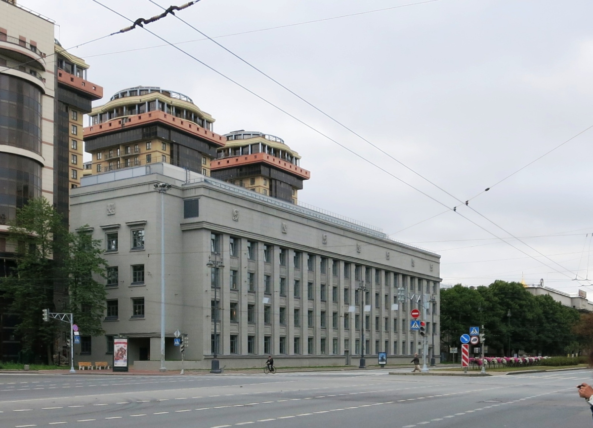 на Московском пр.