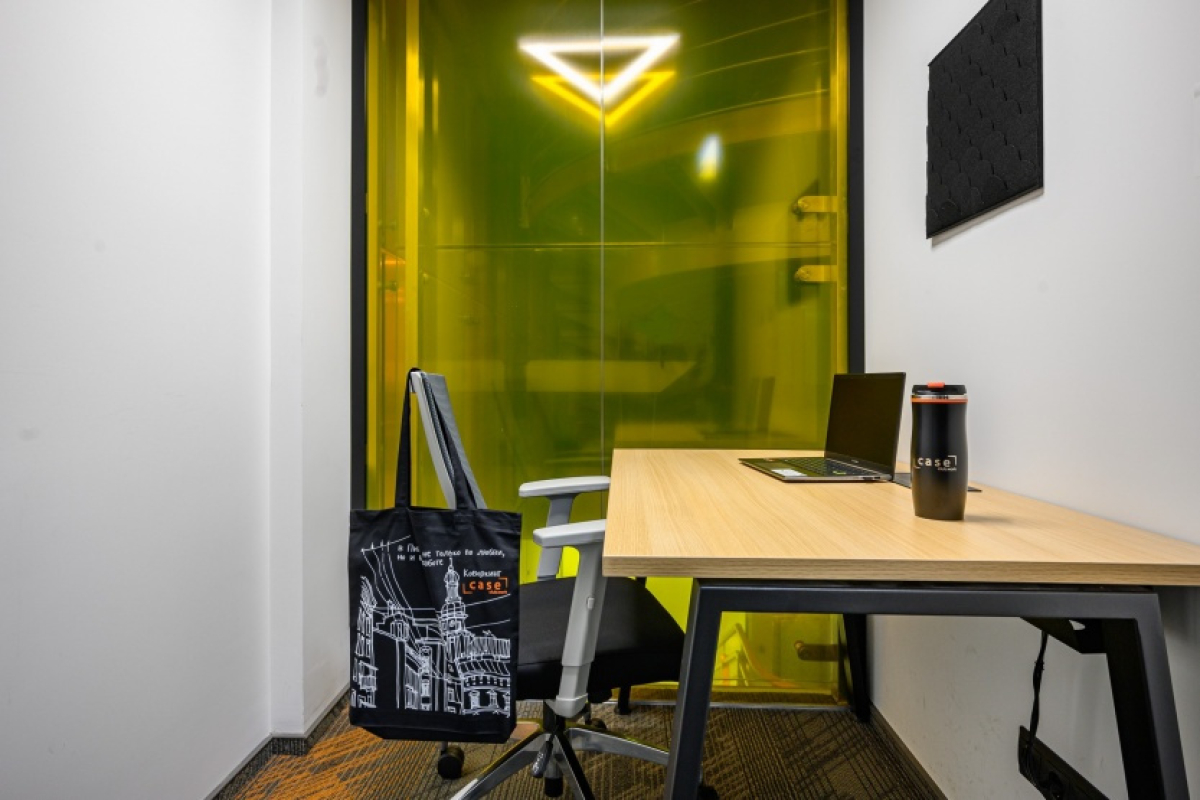 CASE Владимирская