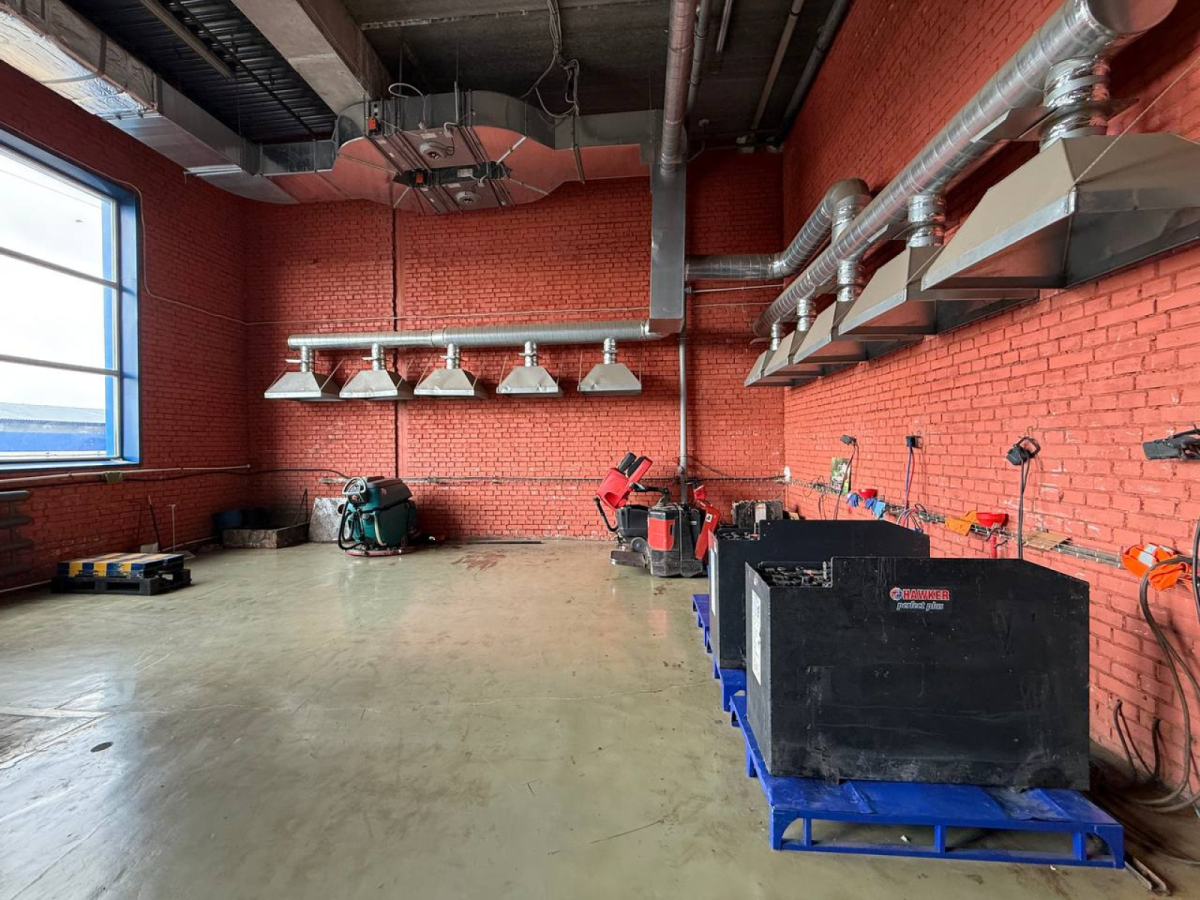 на Московском шоссе, 19к2