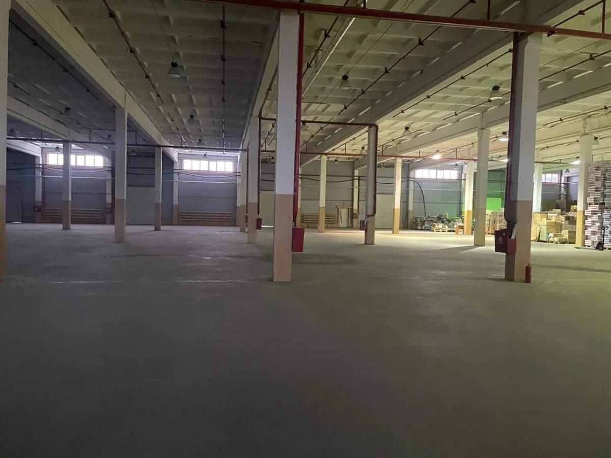 Складской комплекс на Петергофском