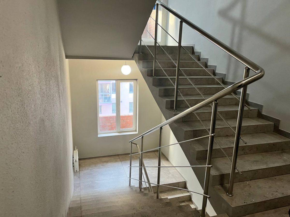 на Инструментальной