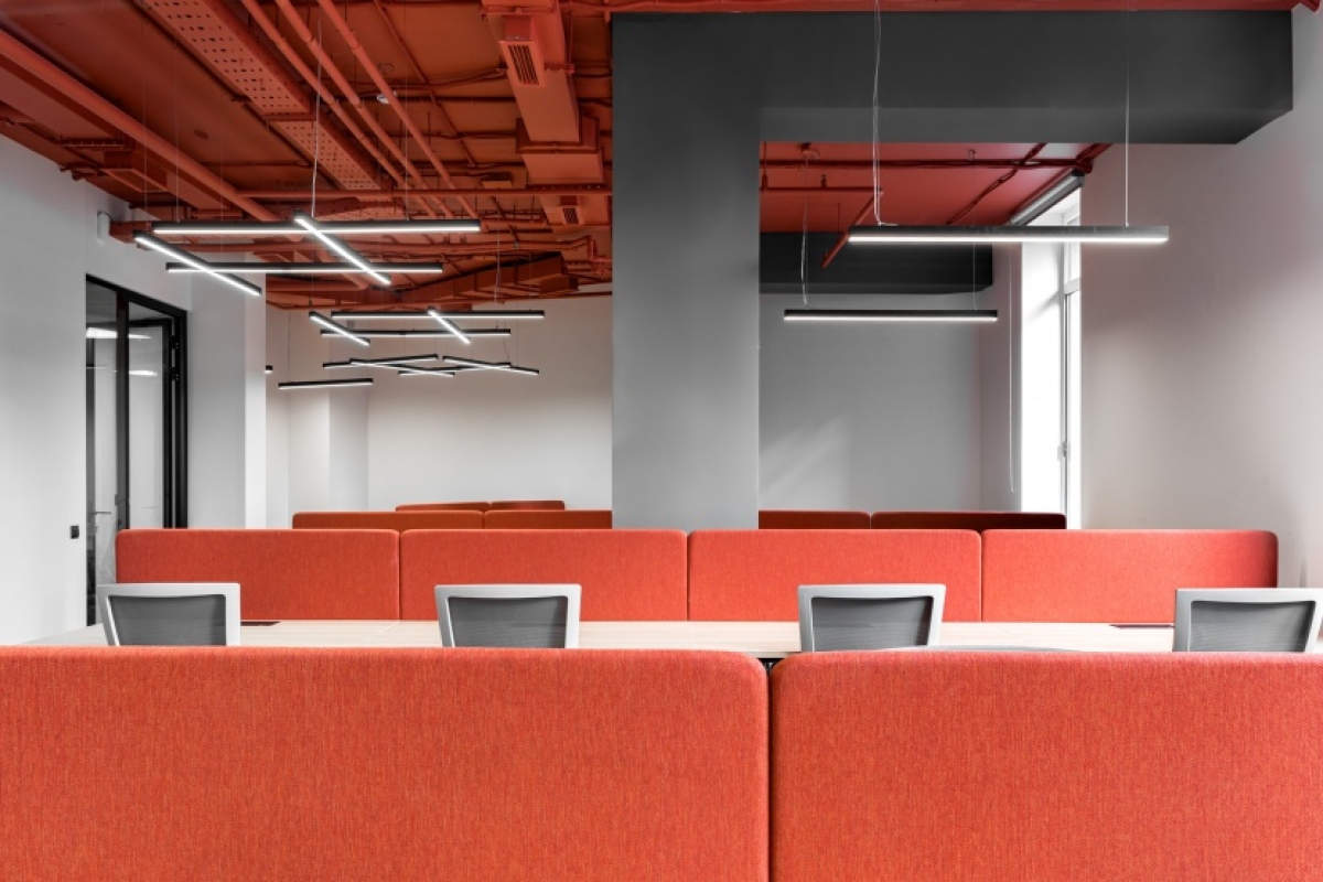 CASE Владимирская