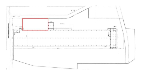на Октябрьской набережной