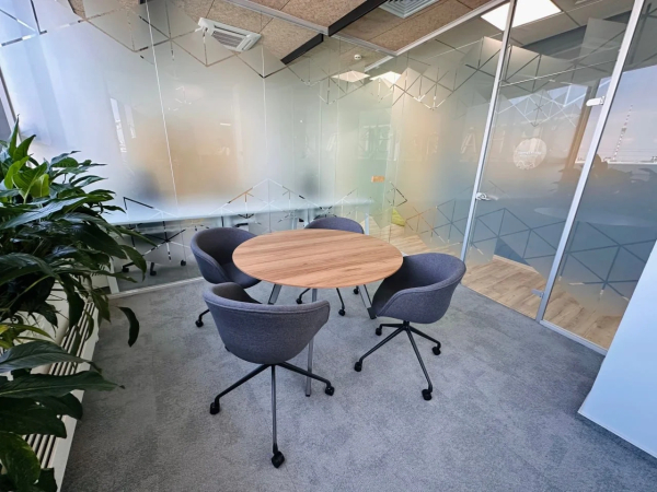 CASE Петроградская