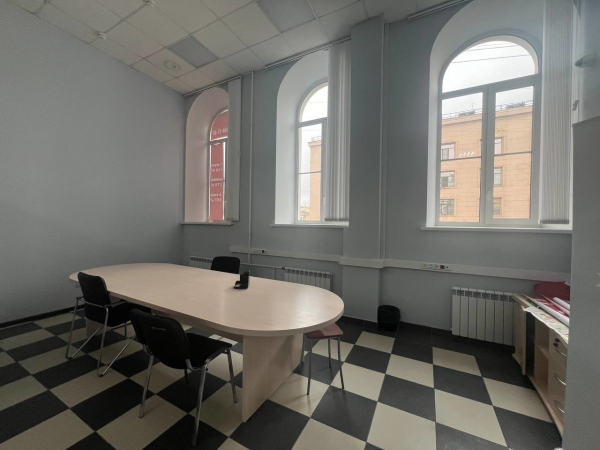 Чернышевского 18