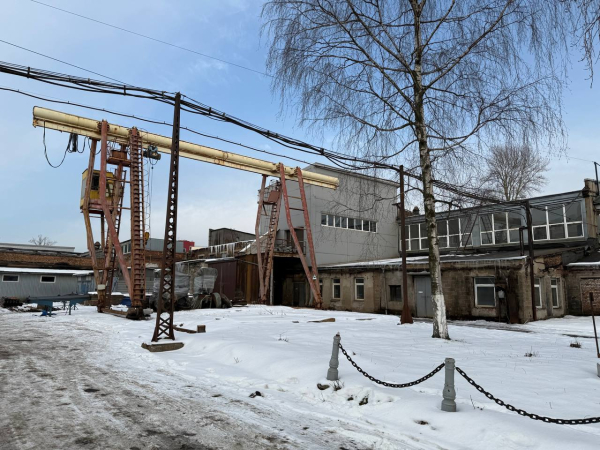 на Рощинской