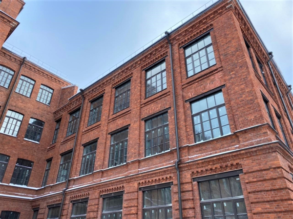 на Уральской