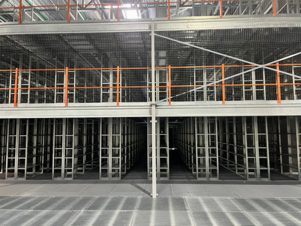 на Московском шоссе, 26