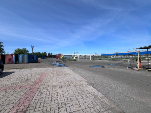 Склад открытого хранения на Турухтанных островах