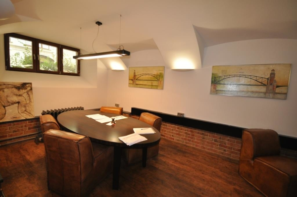 на Конногвардейском бульваре