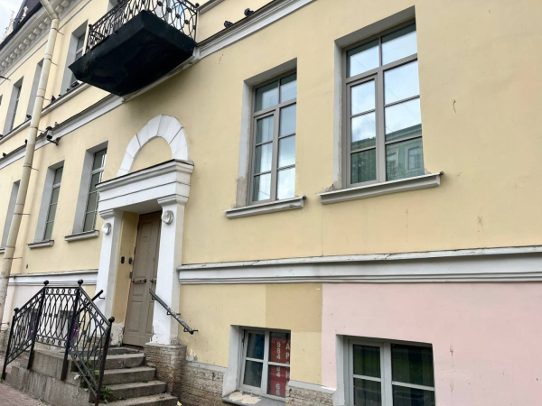 на Среднем проспекте