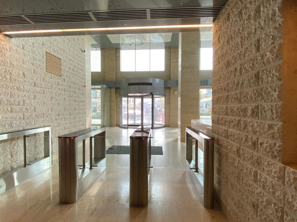 Фландрия Плаза