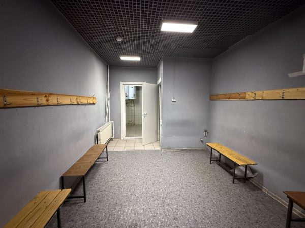 Шоссе Революции, 84