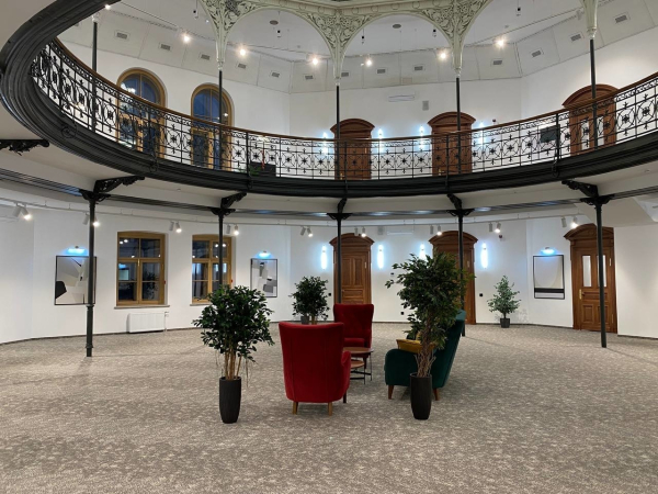 на Большой Морской, 32