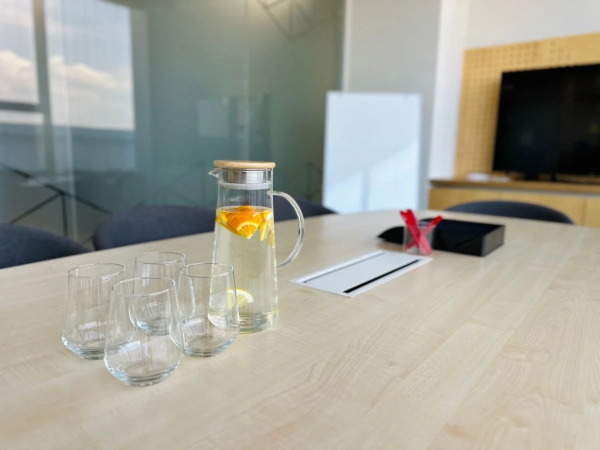 CASE Петроградская