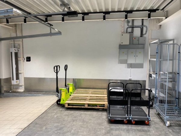 на Пискаревском проспекте