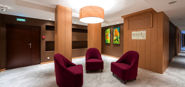 на Невском, 68