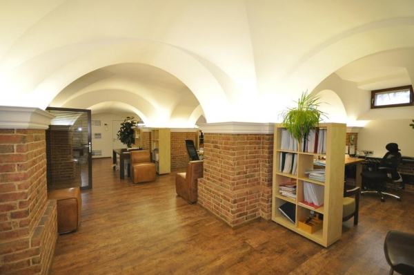 на Конногвардейском бульваре