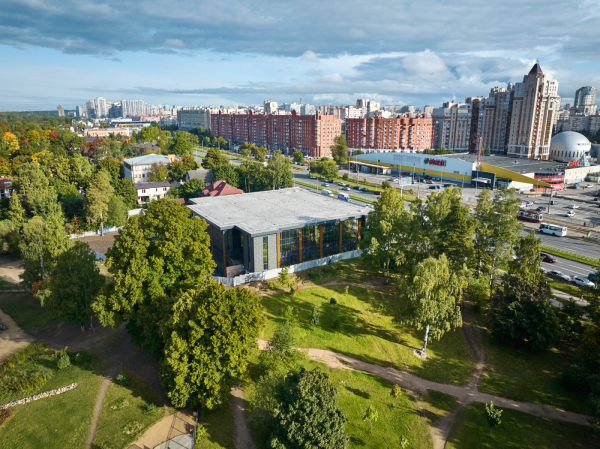 на Выборгском ш., 12