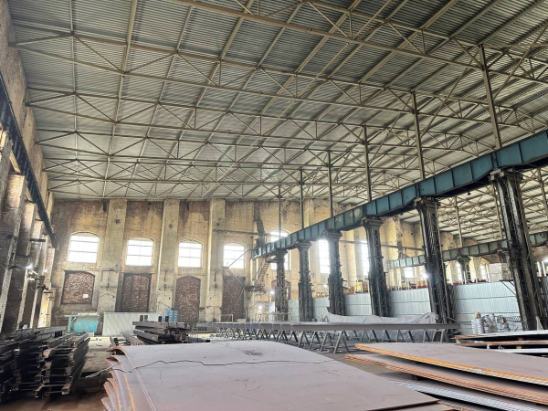 на территории Ижорских заводов