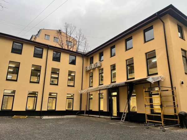 на Тележной, 8-10